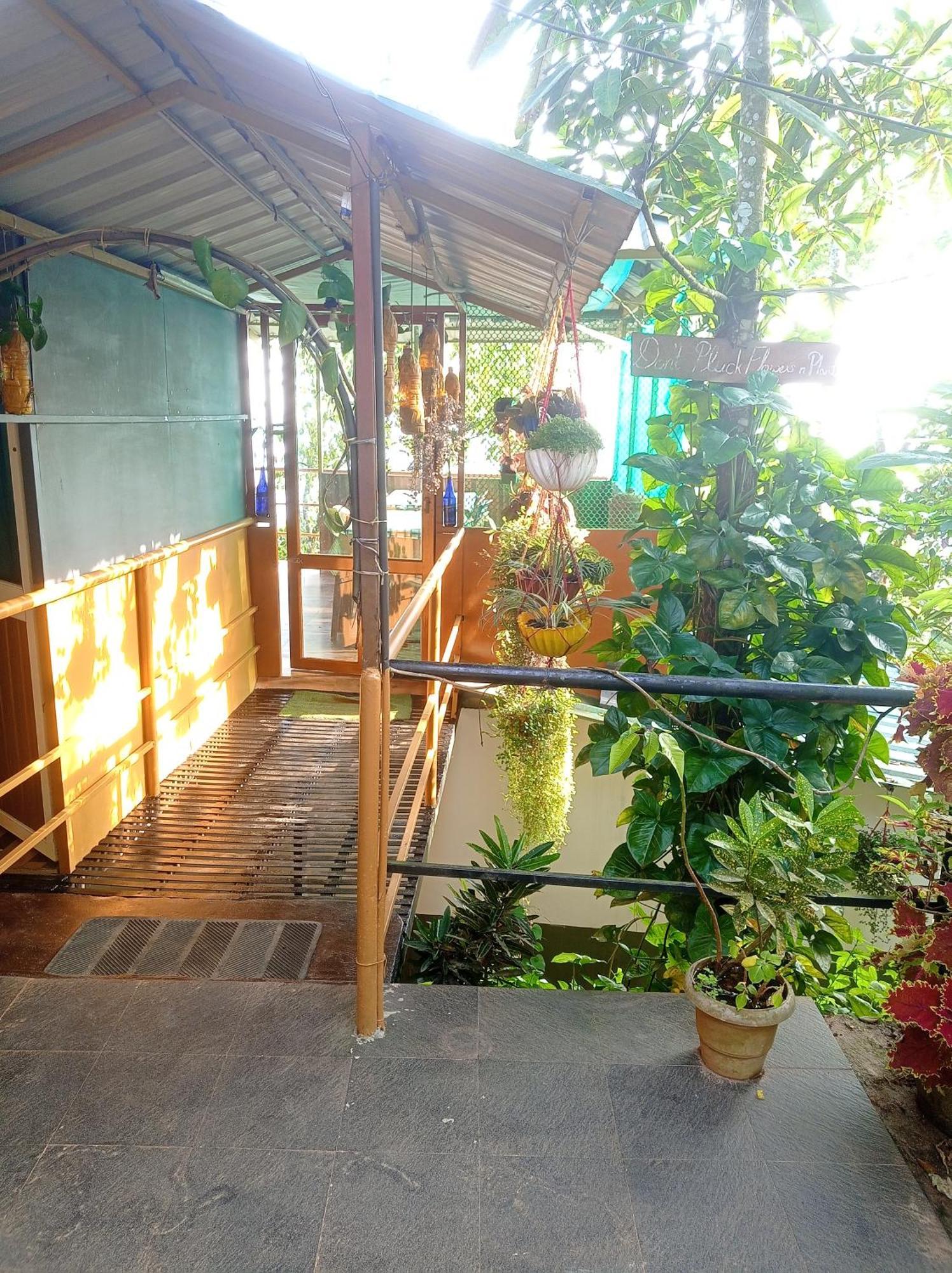 Munnar Home Stay Teadrops Plantation Villa Buitenkant foto