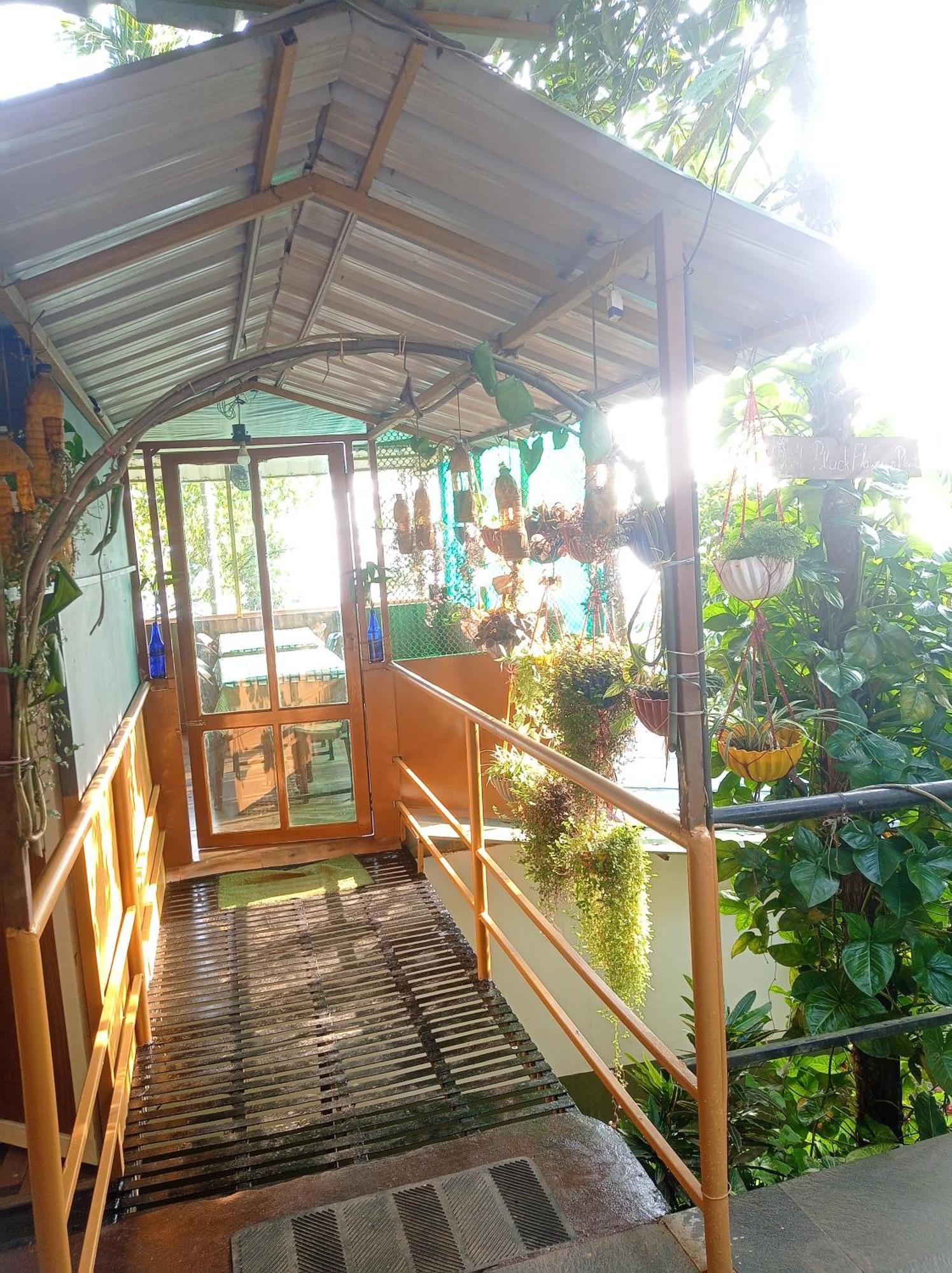 Munnar Home Stay Teadrops Plantation Villa Buitenkant foto